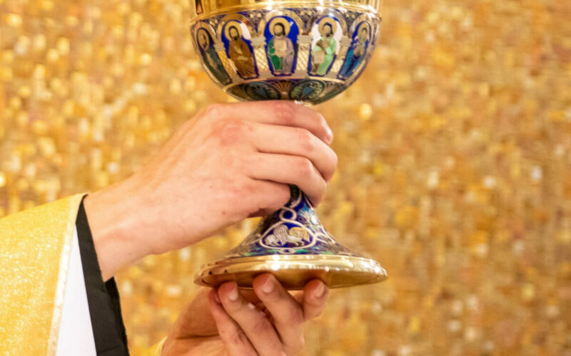 Reintroduction of Holy Communion from the Chalice