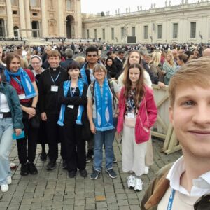 Reunion for Rome young pilgrims