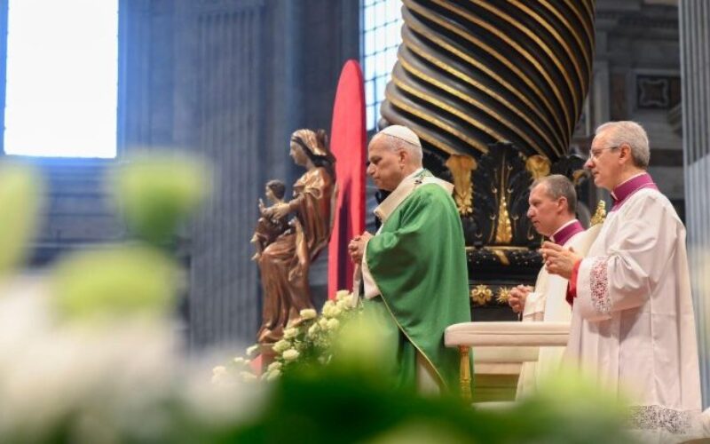 Pope: Let us build a humbler, more welcoming Church