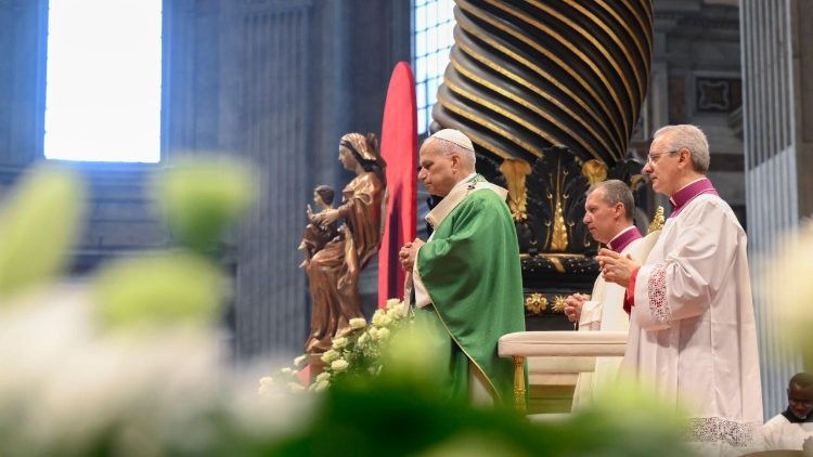 Pope: Let us build a humbler, more welcoming Church